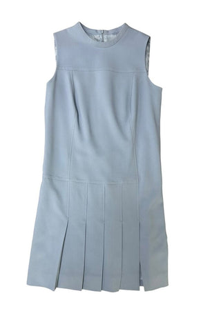 sleeveless pleated