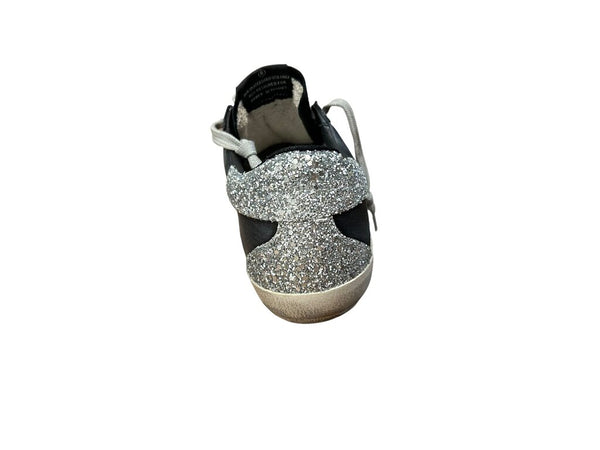tennis shoes