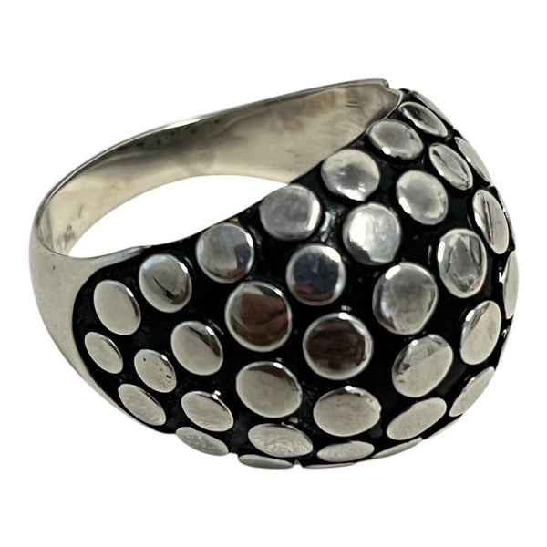ring w dots