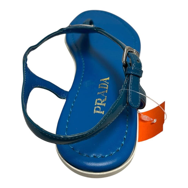 triangle logo thong sandals