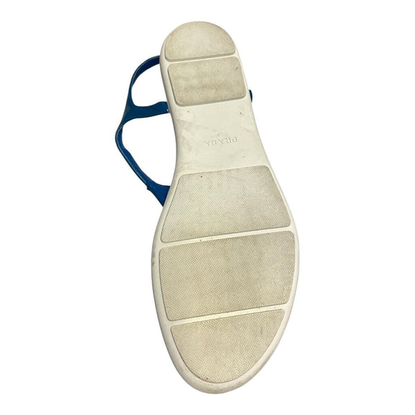 triangle logo thong sandals