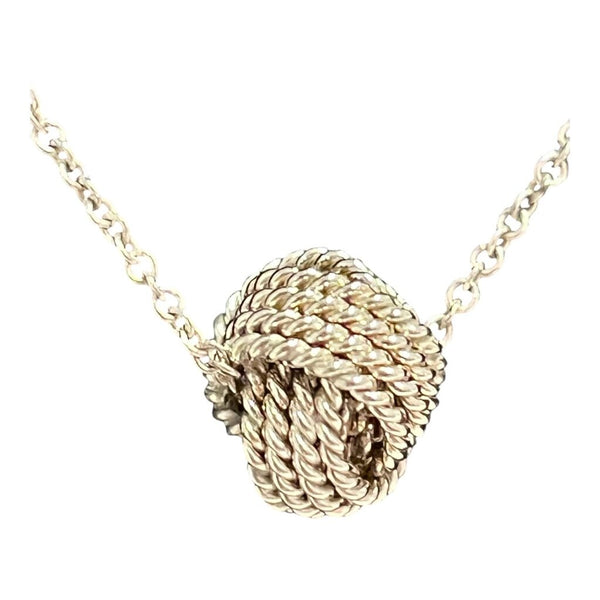 knot pendant necklace
