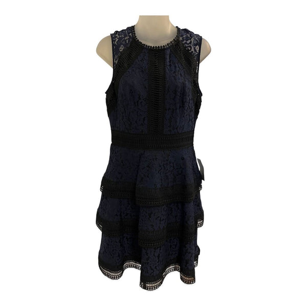 sleeveless lacy