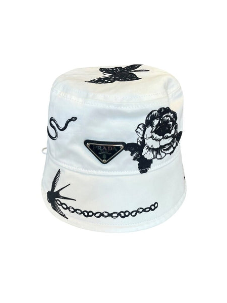 bucket hat