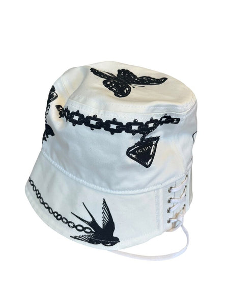 bucket hat