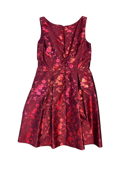 sleeveless cocktail dress